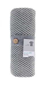 GREEN LIVING COLLECTIVE Ikon Design Throw 125 x 150 cm - Picture 1 of 1
