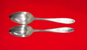 2 Adam Community Oneida versilberte Teelöffel mit F Monogramm - Bild 1 von 5