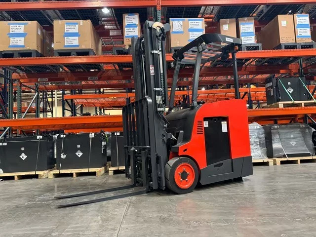 New LINDE 1346 E18S Electric Stand-up Counterbalance Forklift | 3500LBS Capacity - Image 1 of 1