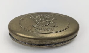 Vintage Messing Schnupftabakdose / Tabakdose Cymru Welsh Dragon aufklappbar oval Made in Wales - Bild 1 von 9