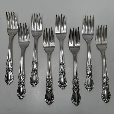 1847 Rogers Bros HERITAGE Int'l SilverPlate 1953 Lot Of 8 Salad Forks - Image 1 of 4