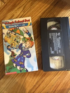 The Magic School Bus Kicks Up a Storm (VHS, 1995) Scholastic Educational - Picture 1 of 4