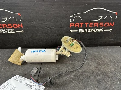 Bomba de tanque de gasolina Plymouth Prowler 1999 3,5 y unidad de envío 4865223AA Foto 1 de 4