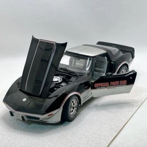 UT Models Chevrolet Corvette Indy Pace Car 1978 1/18 - Picture 1 of 18