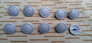 NVA Knöpfe 10 Stück grau 16mm für Schulterstücken Offizier Soldat Grenze MDI - Picture 1 of 1