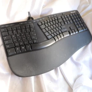 Teclado ergonómico USB con cable Microsoft LXM-00001 modelo 1878 probado funcionando - Imagen 1 de 5
