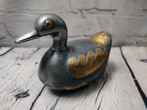 VINTAGE PELTRO E OTTONE ANATRA PIATTO COPERTO PORTAGIOIE ARTIGIANALE HONG KONG - Foto 1 di 7