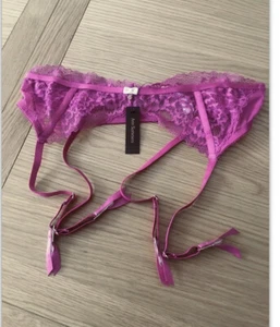 Rrp £12 Ann Summers Pink Sexy Suspender Belt Size small 8-10 - Picture 1 of 4
