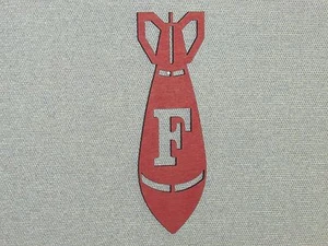 F Bomb Sign Wood Wall Decor Art Man Cave Garage - Bild 1 von 1