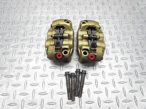 2006 06-08 Triumph Daytona 675 Front Brake Caliper Left Right Pad Pair Set - Foto 1 di 12