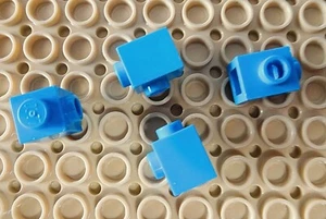 LEGO: 87087 Brick Modified 1x1 with Stud on Side, DARK AZURE, 4 pieces - Picture 1 of 1