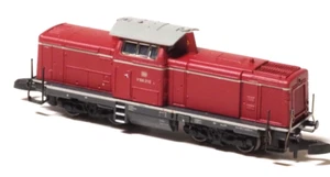 Marklin Z-scale DB V100 Diesel Era III Locomotive Red/White Led 5 Pole Motor - Imagen 1 de 4