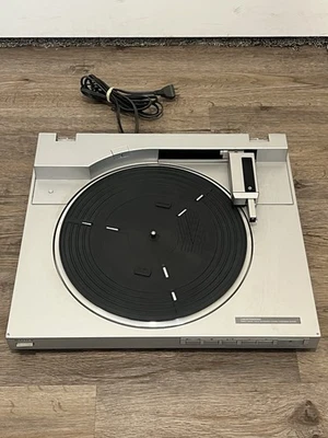 Sony PS-LX500 Linear Tracking Direct Drive Automatic Turntable - PARTS/REPAIR! - Image 1 of 4