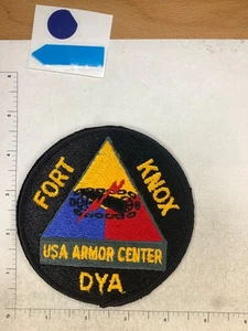 VINTAGE US ARMY FORT KNOX USA ARMOR CENTER DYA PATCH - Picture 1 of 2