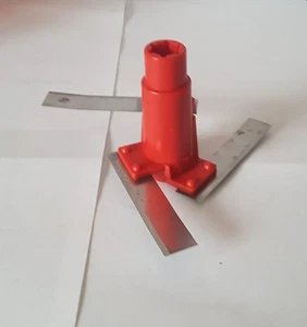 TUPPERWARE ERSATZTEIL MESSER-EINSATZ FÜR QUICK-CHEF 3 Rot D150 - Bild 1 von 2