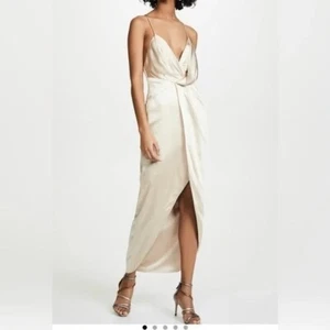 Neu mit Etikett Fame Partners Damen champagnerfarbenes Midikleid mit V-Ausschnitt Schlitz 10 Gold Satin Cocktail - Bild 1 von 12