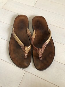 fendi flip flops womens