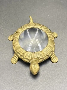 Ancienne loupe tortue en laiton fabriquée en Italie 4,5 pouces - Photo 1/9