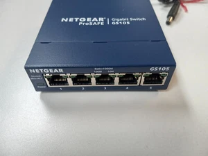 Netgear GS105 ProSAFE Gigabit 5-Port Switch 10/100/1000MB With Power Supply - Picture 1 of 6