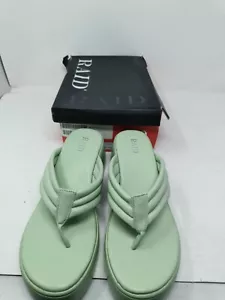 RAID Weylyn Platform Toe Post Sandals In Sage Green Size8 - Picture 1 of 5