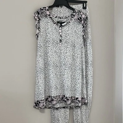 Ellen Tracy, pijama grande de punto, estampado con acento floral Foto 1 de 4