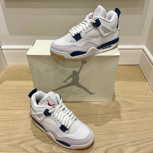 Jordan 4 Retro SB Blu Navy - Foto 1 di 5