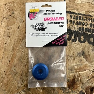 Wheels Manufacturing Headset Cap BLUE ANO 1 1/8th - NEW OLD STOCK - Picture 1 of 2