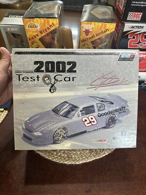 Coche de prueba Kevin Harvick escala 1:24 REVELL Collection GM Goodwrench Service #29 Foto 1 de 4