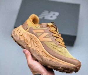 Scarpe da jogging NB Fresh Foam X More Trail V3 tempo libero marroni NUOVE - Foto 1 di 2