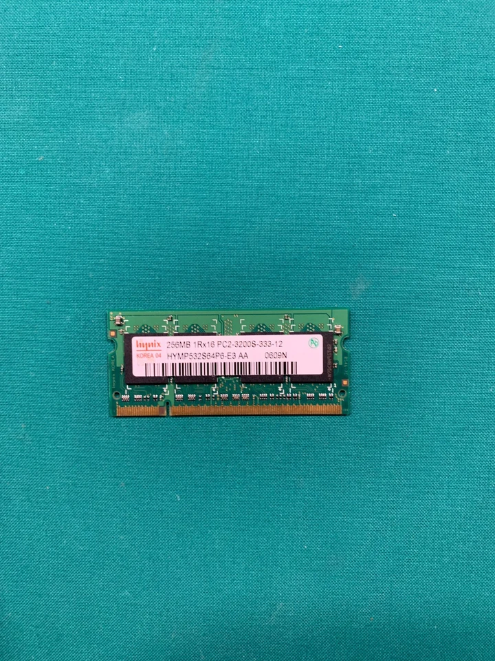 Hynix 256MC 2Rx16 PC2-3200S HYMP532S64P6-E3 SODIMM SDRAM - Image 1 of 2