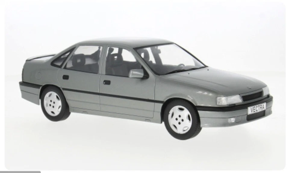 Opel Vectra A 2000 Grise 1988 1/18 MCG - Photo 1/1