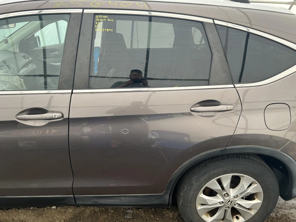 Used Rear Left Door Assembly Rear Side fits: 2014 Honda Cr-v electric w/privacy Foto 1 de 4