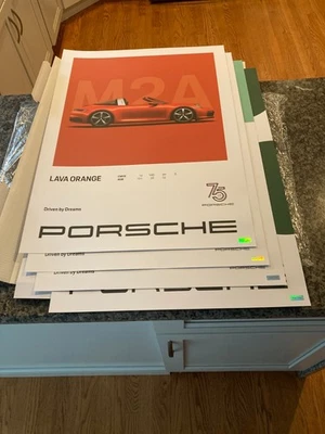 JUEGO DE 4 CARTELES DISEÑO LIMITADO Y NÚMERO OFICIAL CONDUCIDO POR SUEÑOS 75 AÑO Foto 1 de 4