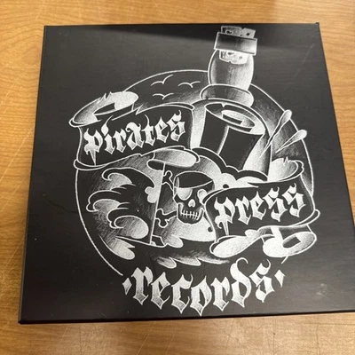 Pirates Press - 1st Annual 7” Picture Disc Box Set ~ 2005 Numbered ~ Complete EX - Image 1 of 4