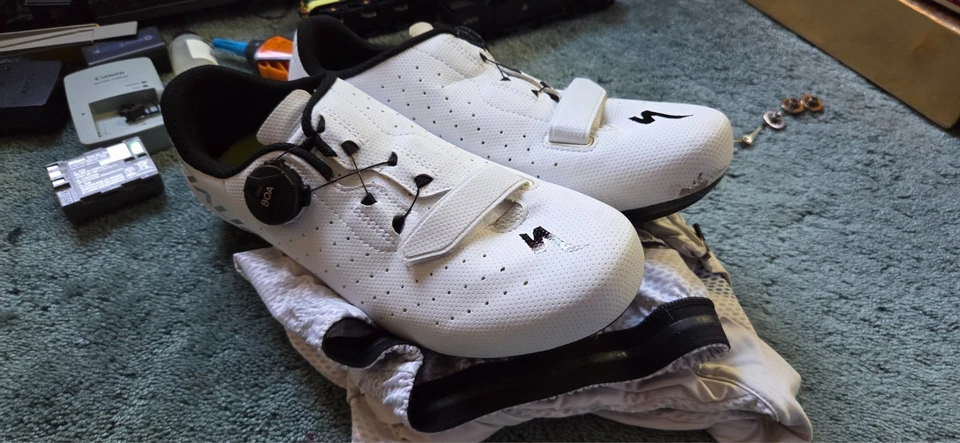 Zapatillas y jersey de ciclismo de carretera Specialized Torch 1.0 Foto 1 de 4