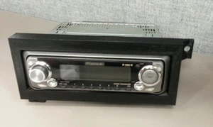 Jeep Cherokee XJ 1997-2001 aftermarket stereo bracket. NEW - Bild 1 von 3