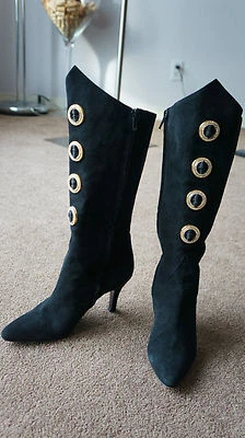 AUTÉNTICAS BOTAS BALLY GAMUZA CRISTAL SWAROVSKI CON JOYAS Talla 6 M HECHAS EN ITALIA Foto 1 de 4