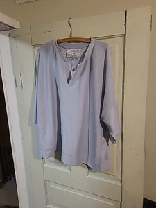 Cupio, New With Tags, Blue  Top, Short Sleeve, Size XL. - Bild 1 von 9