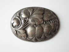 Antik Brosche Weinlaub Relief Oval Metall Groß 16,0 g/5,8 x 4,2 cm