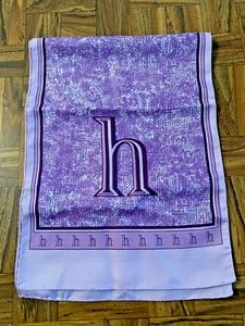 Sciarpa lunga rettangolare vintage viola monogramma "h" 100% poliestere Made Italy 52" - Foto 1 di 4