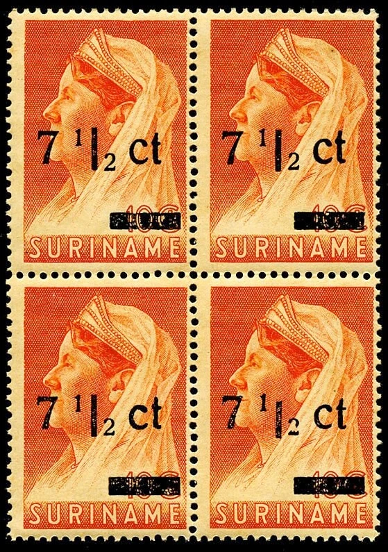 Estampillas de Surinam Reina Juliana 7 1/2c Bloque de Sobreimpresión Imperfecto de 4 Foto 1 de 1