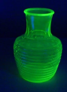 Caraffa caraffa caraffa acqua verde uranio vetro depressione anni '30 frigidaire a costine. - Foto 1 di 4
