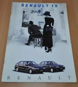 1993 Renault 19 Brochure Prospekt Prospectus France Edition - Picture 1 of 10