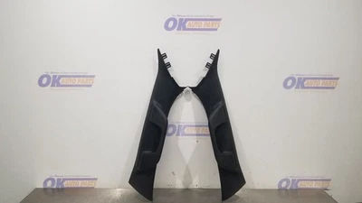 25 DODGE RAM 1500 TRADESMAN A PILLAR JUEGO DE MOLDURAS POSTES PARABRISAS PAR NEGRO Foto 1 de 4