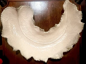 VTG MCM CALIFORNIA ORIGINAL USA POTTERY #106 LARGE Peach Colored LEAF BOWL - Picture 1 of 10