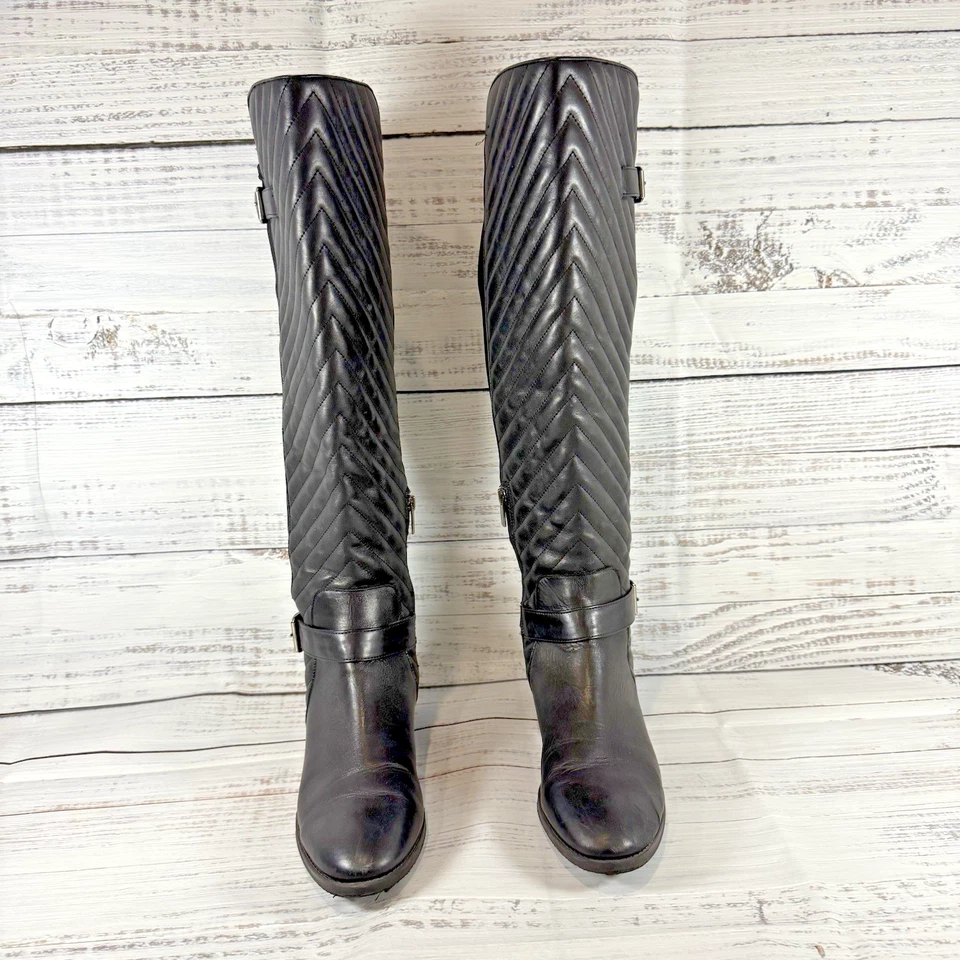 Botas de montar Vince Camuto Panyma para mujer por encima de la rodilla cuero acolchado 10M negras Foto 1 de 4
