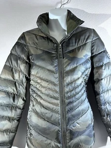 NWT Abercrombie & Fitch Packable Puffer Jacket Womens M Camo Print Lightweight - Picture 1 of 13
