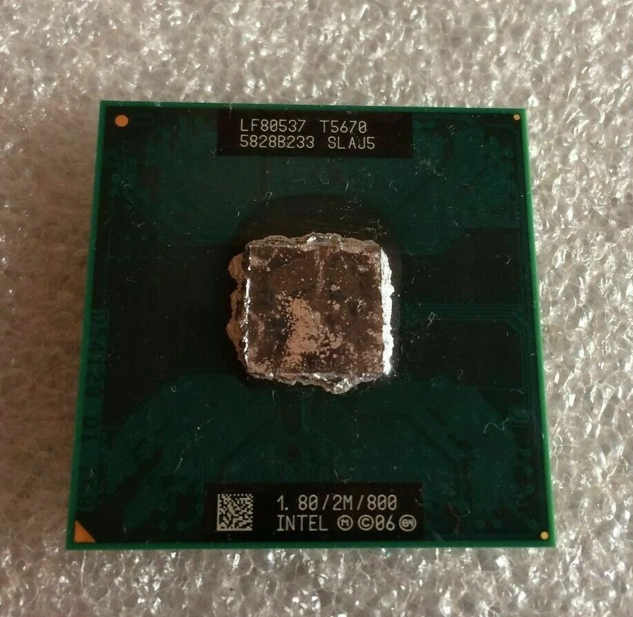 Processore Intel Core 2 Duo T5670 SLAJ5 1.80GHz 800MHz 2MB Socket PGA478 CPU PC - Immagine 1 di 1