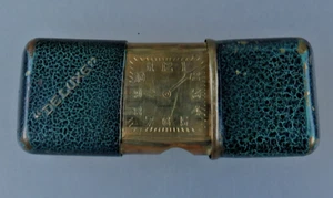 Bleistiftanspitzer in Form Reiseuhr im Schiebegehäuse Messing um 1920 (110082) - Afbeelding 1 van 12