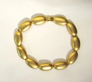 Vintage Brushed Gold Tone Smooth Oval Link Choker Necklace 16" Long Lovely - Picture 1 of 3